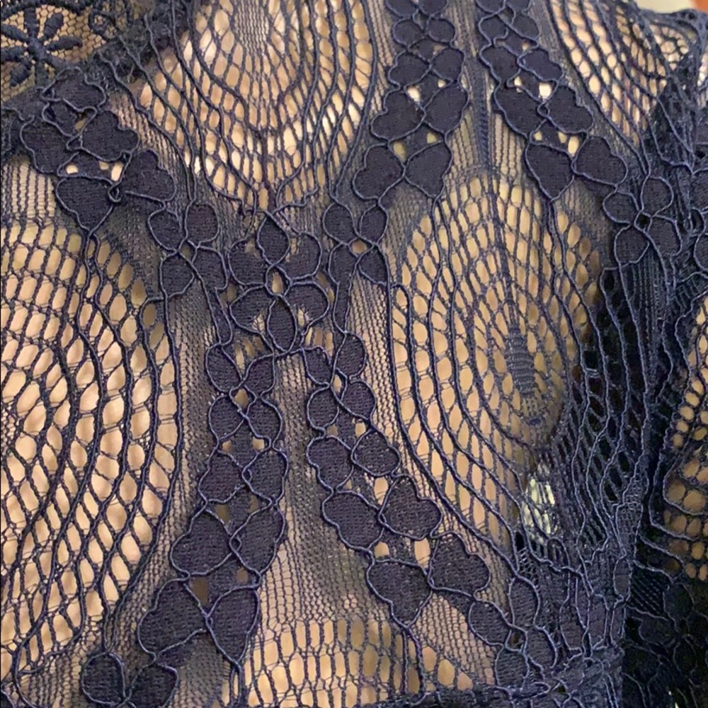 Beautiful Lace Overlay Dress - Picture 5 of 8